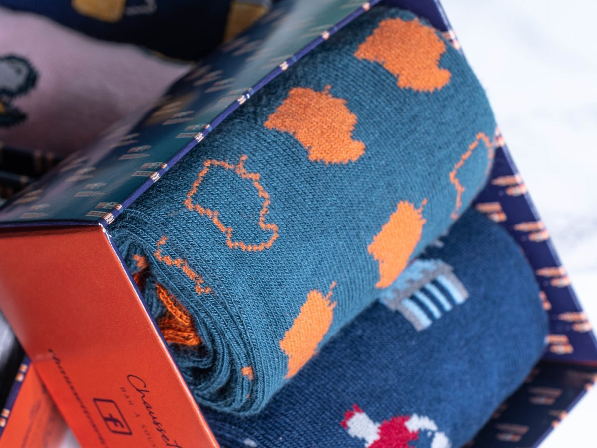 Lot De 12 Paires De Chaussettes De Noël "National Lampoon's Christmas Vacation" - Taille 10-13 Homme - Neuf En Boîte Cadeau