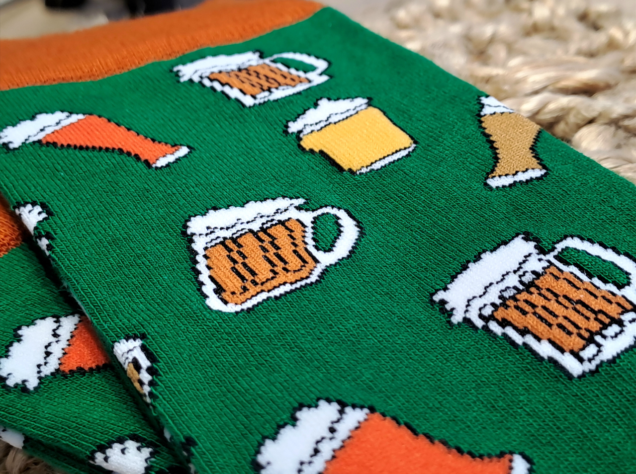 À MOTIFS - LES BREUVAGES - CHAUSSETTES LE BAR À BIÈRES